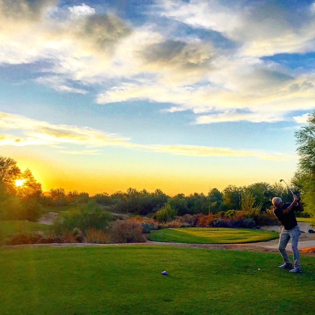 19th hole streaker golf